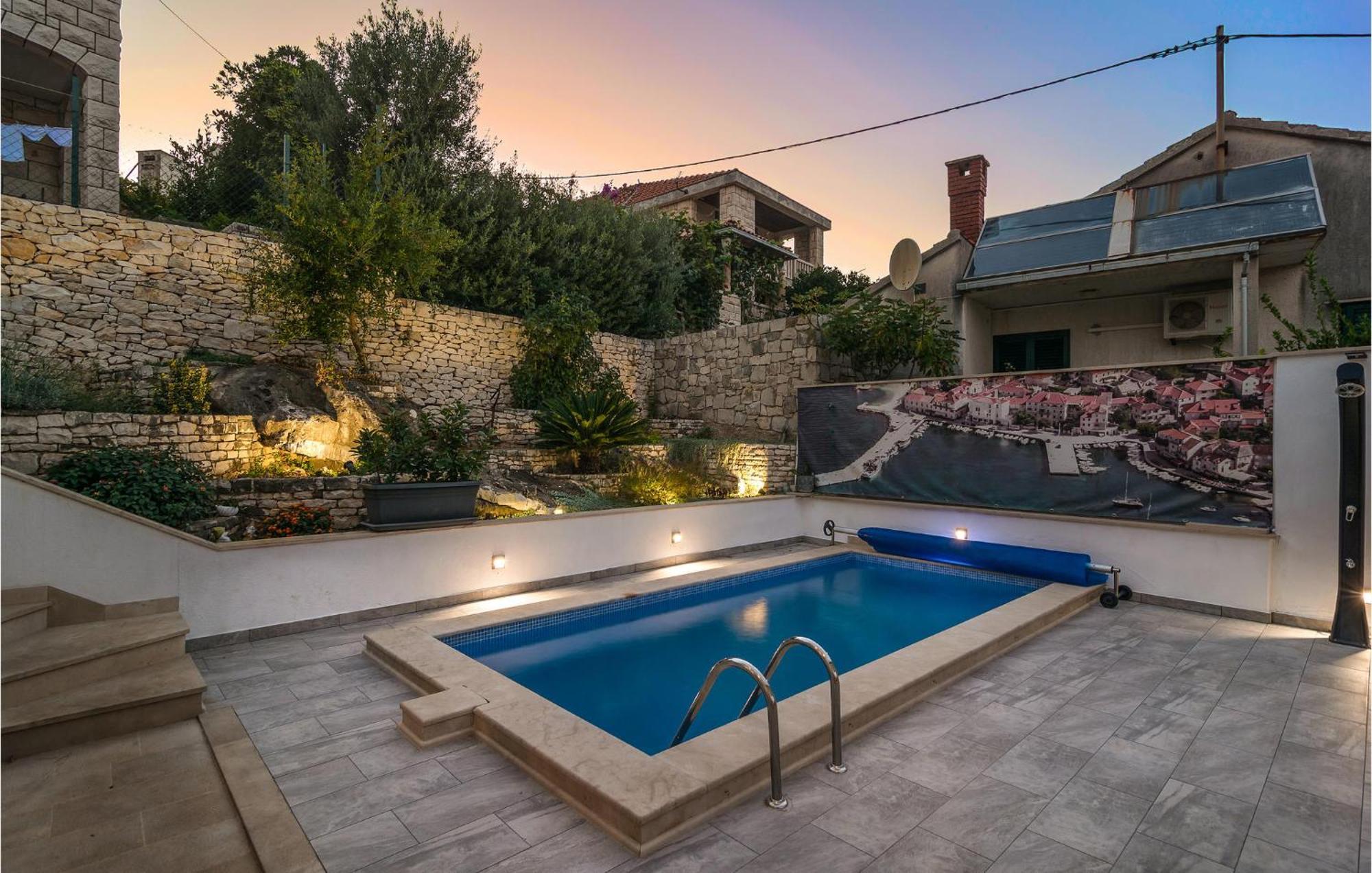 Nice Home In Postira With Outdoor Swimming Pool Exterior foto