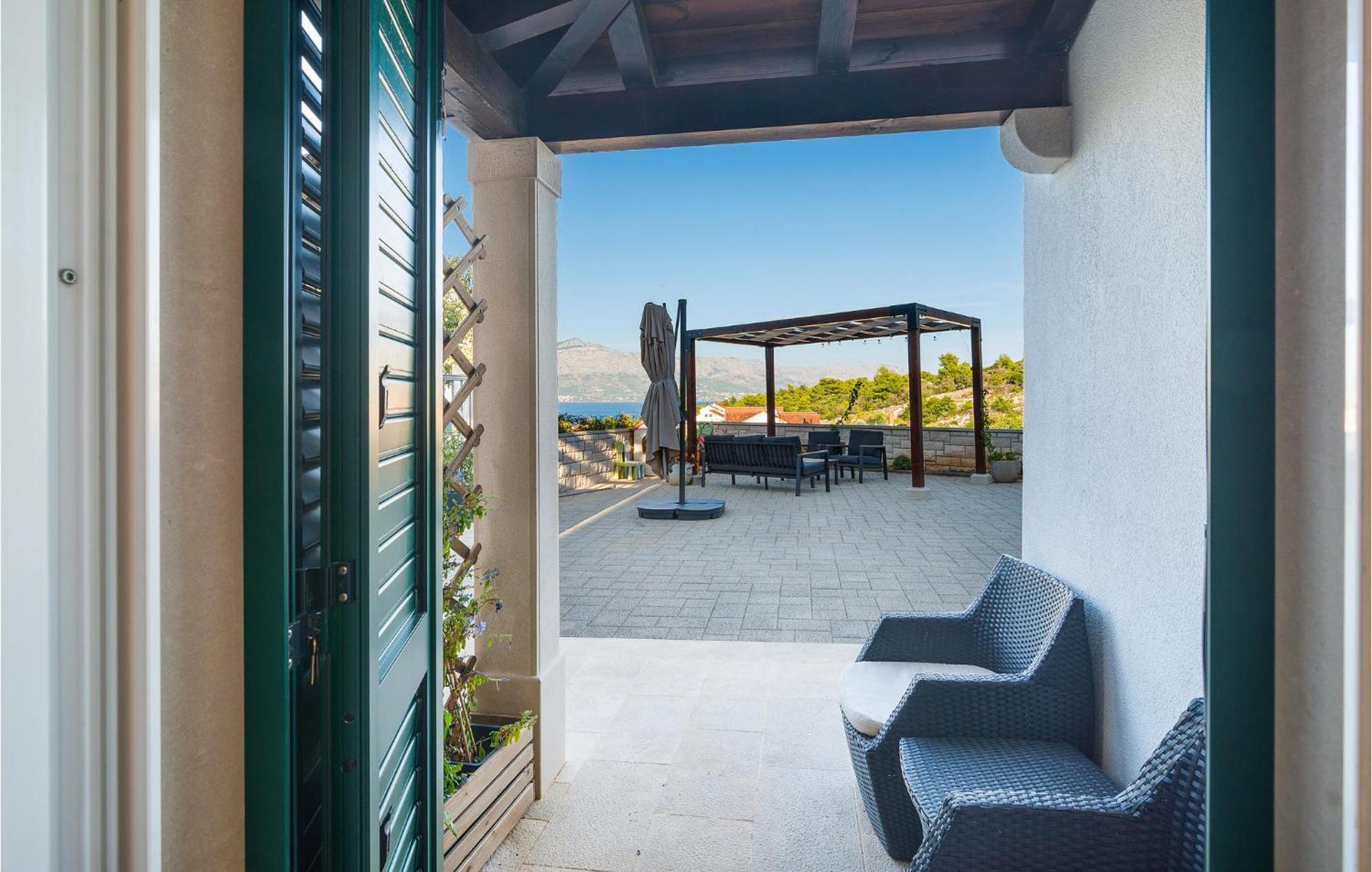 Nice Home In Postira With Outdoor Swimming Pool Exterior foto